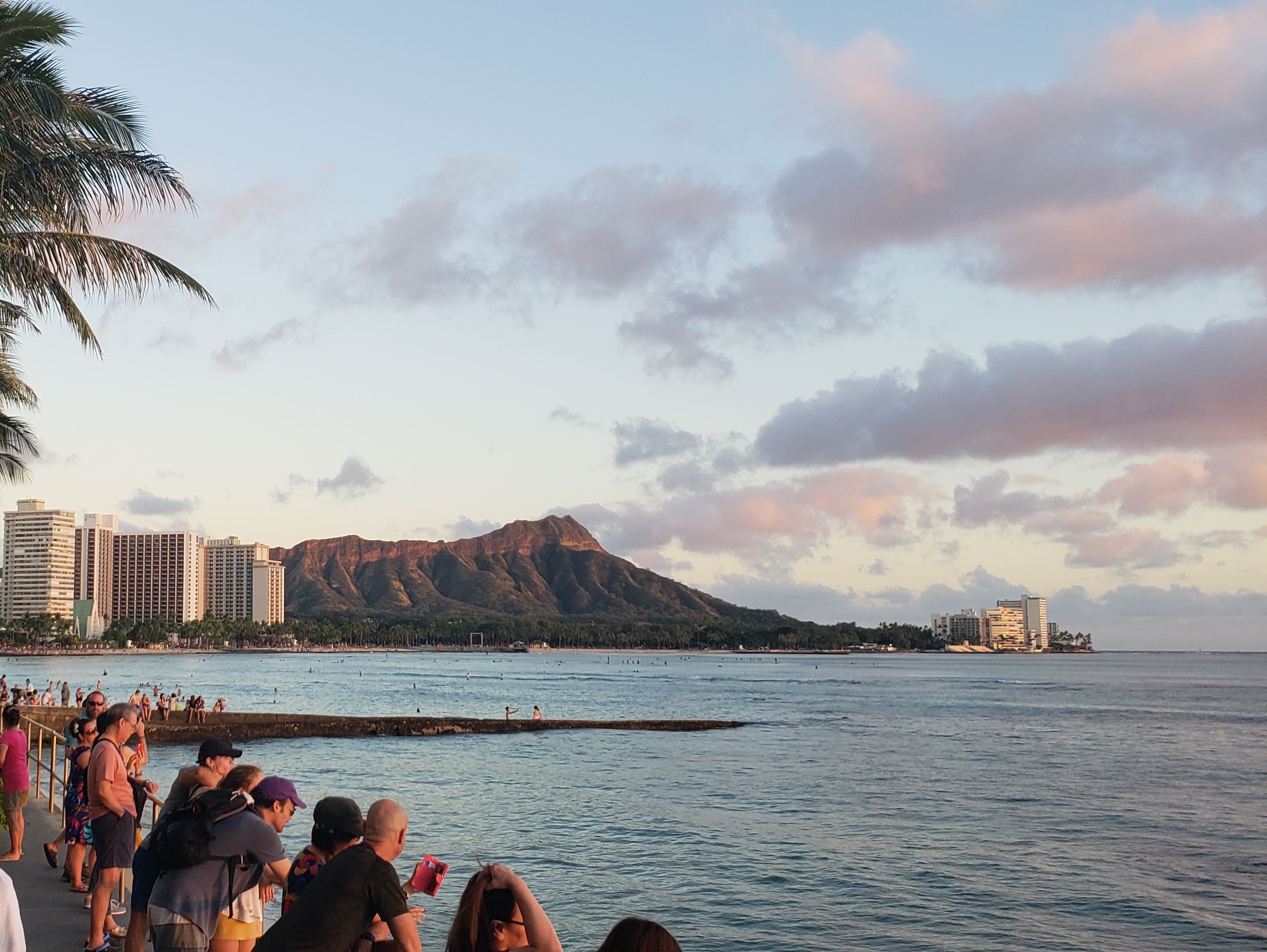 beach_at_honolulu