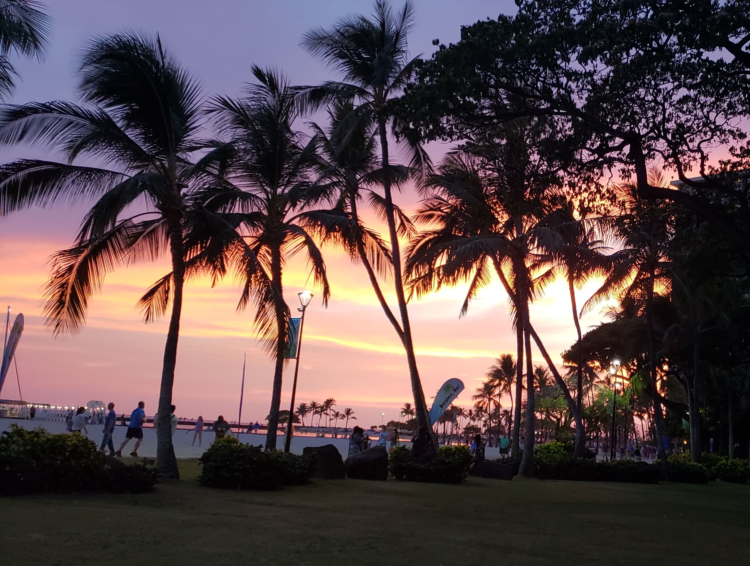 beach_at_waikiki